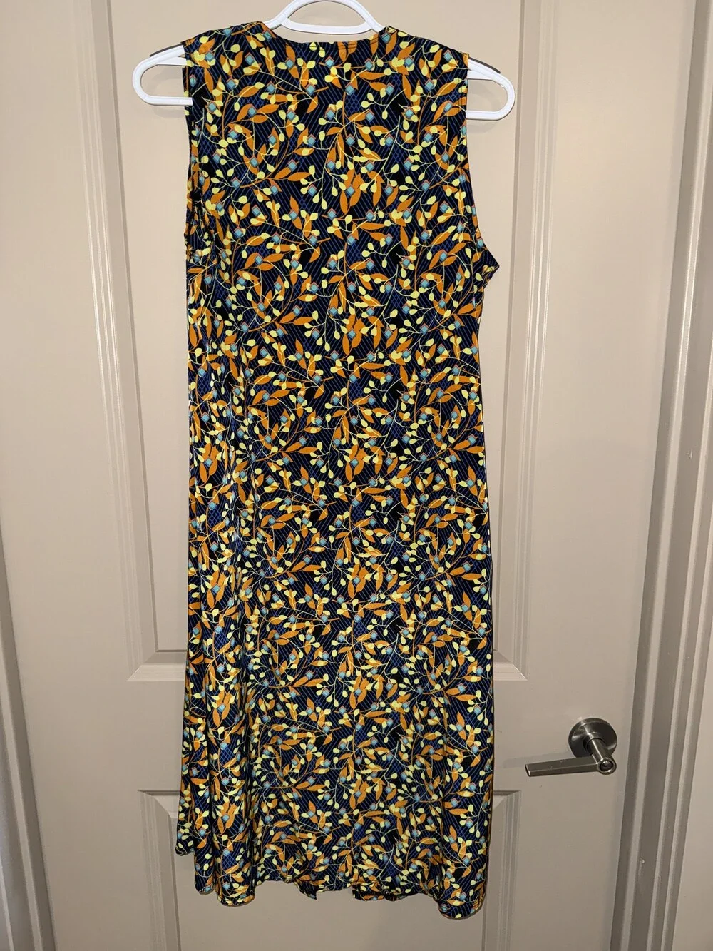 N/A vibrant sleeveless